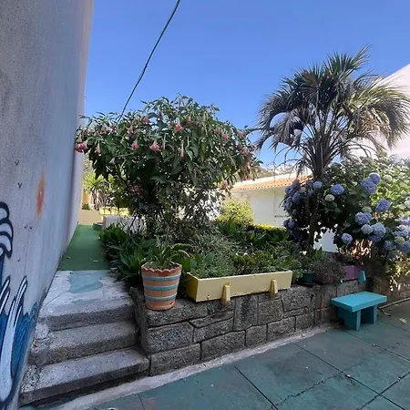 Flores Vandrerhjem *