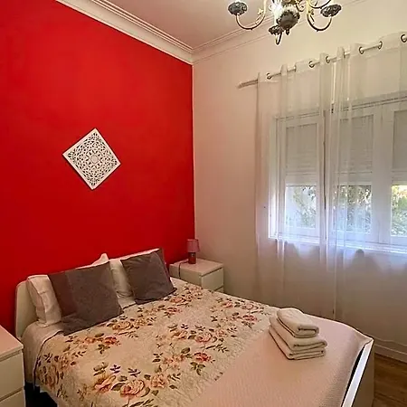 Flores Hostel